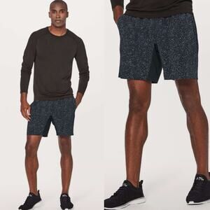 Lululemon T.H.E shorts luxtreme liner in inked light cash black